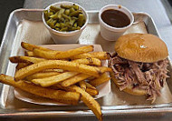 Soulman's B-que food