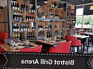 Bistro Grill L'arena food