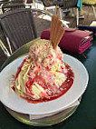 Eis Cafe Dolomiti food