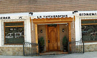 La Txitxarreria Sidreria outside