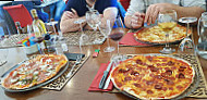 Pizzeria Maccenzo food