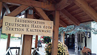 Landgasthof Deutsches Haus outside