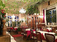 Trattoria Da Fausto inside