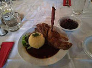 Almhütte Goaßstoi food