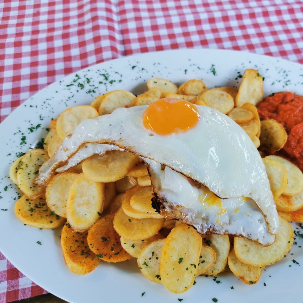 restaurant image