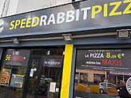 Speed Rabbit Pizza outside