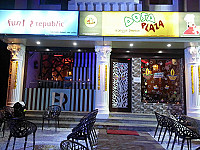 Dosa Plaza outside