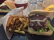 Le Comptoir a Burgers food