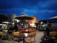 La Bodeguita Del Mar outside