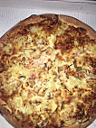 Tippy's Pizzeria food