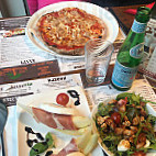 Pizza-Wald food