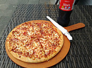 Pizza Hut food