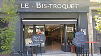 Le-bis-troquet inside