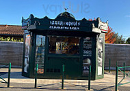 Le Kiosque A Pizzas De Coutras food