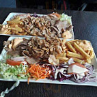 Lolave Kebab food