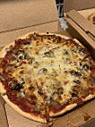 Dominick's Pizzeria food