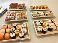 Sushimore food