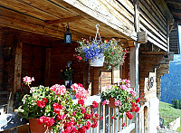 Auberge Du Croix inside