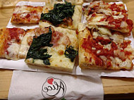 Alice Pizza food