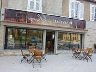 Le Caveau Des Riceys food