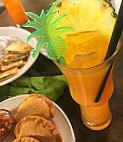 Bahama Breeze food