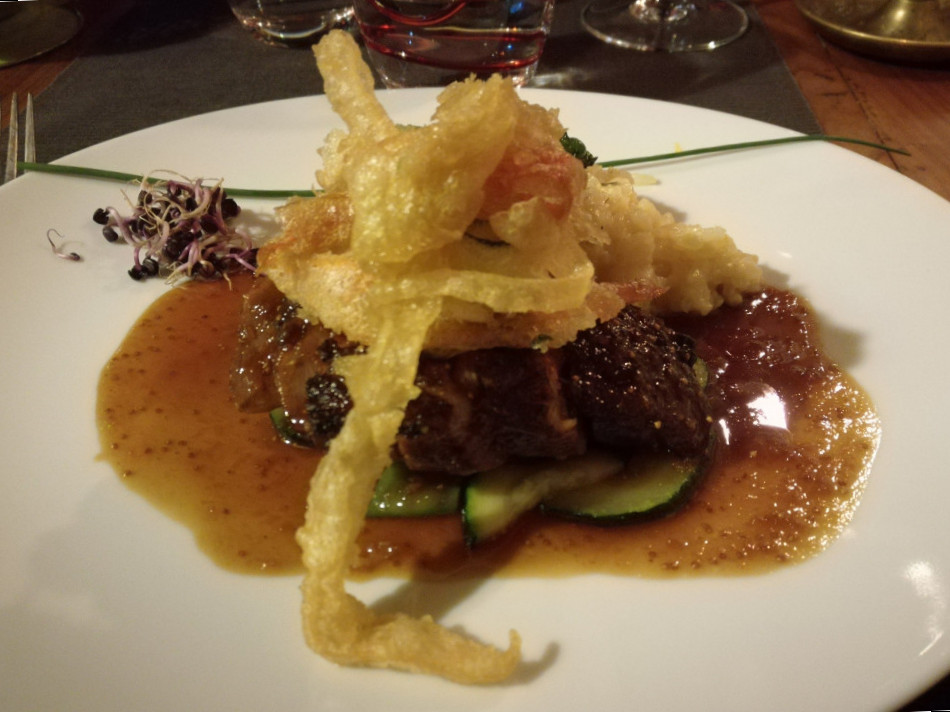 restaurant image