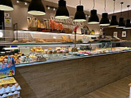 Il Fornaio Caffe E Bakery food