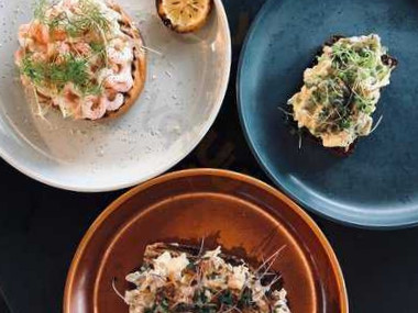 restaurant image