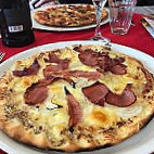 La pizza du Marche food