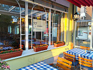 Taverne Stavros inside