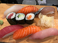 Le Petit Japonais / Allo Sushi food