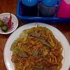 Famous Batangas Lomi food