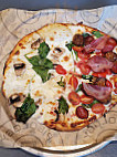 Pieology food