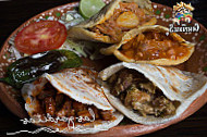 Taqueria Los Compadres food