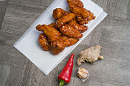 Atomic Wings food