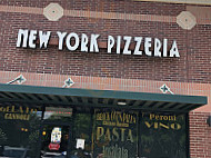 Russo's New York Pizzeria outside