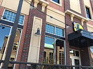 Hopcat food