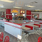 In-n-out Burger inside