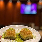 Damla Premium Baklava inside