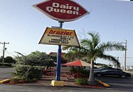 Dairy Queen outside