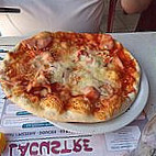 Pizzeria Le Lacustre food