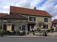 Le Comptoir de Martine outside