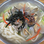 Limbyungjoo Sandong Kalguksu food