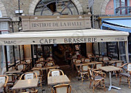 Le Bistrot de la Halle inside