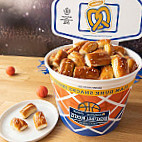 Auntie Anne's food