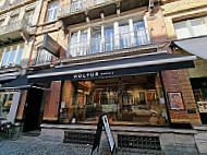 Kultur Bakery outside