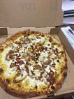 2 Bros Pizza food