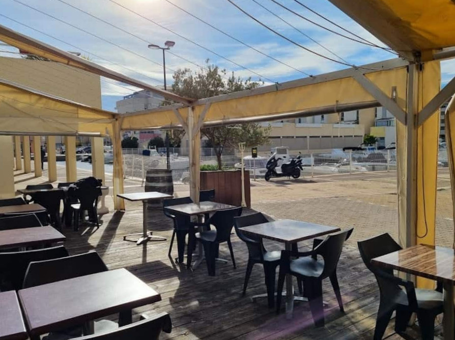 restaurant image