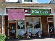 French Market Cafe Gourmet Shop outside