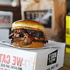 Dickie's Barbecue Pit food